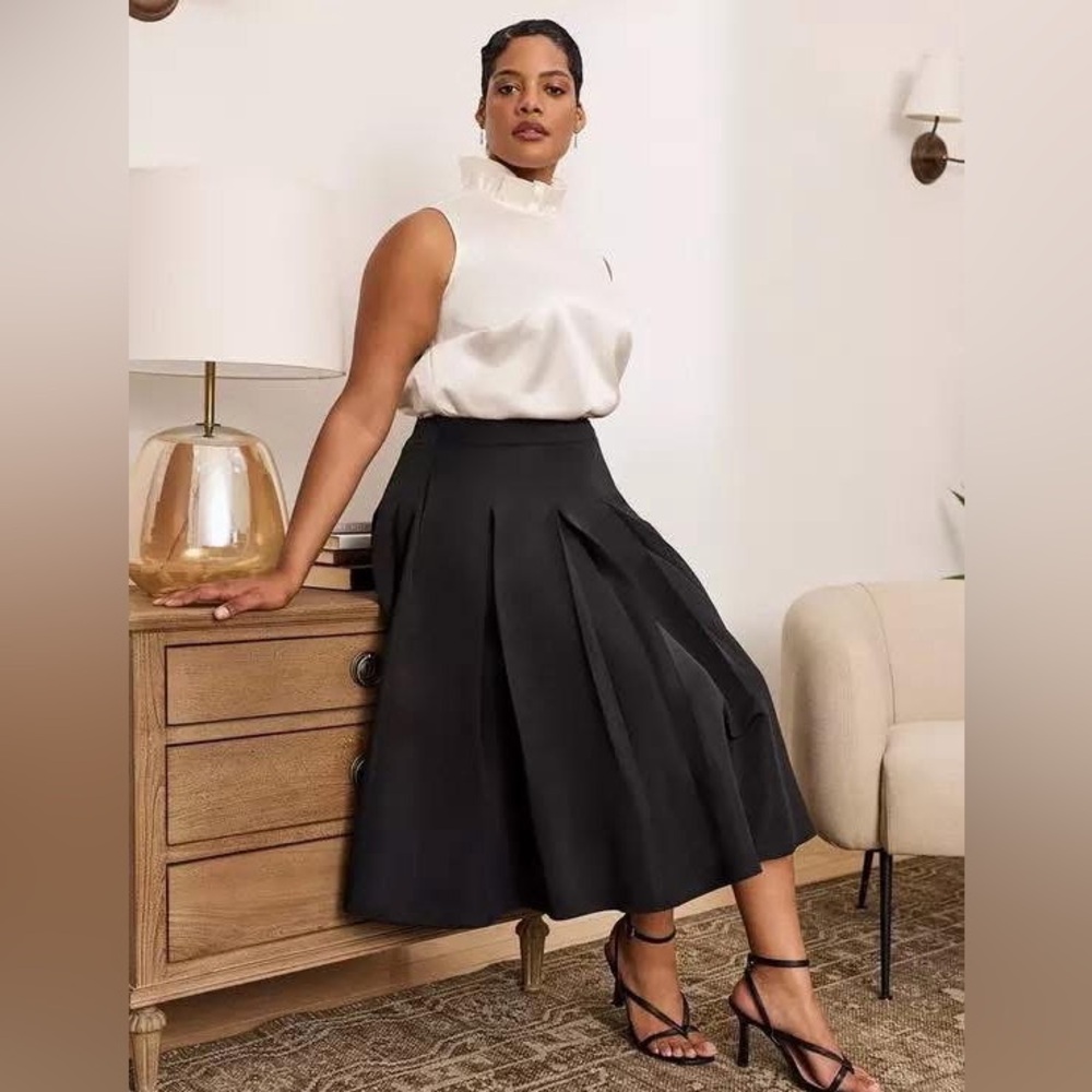 NWT Belle Isle Elegant Black skirt